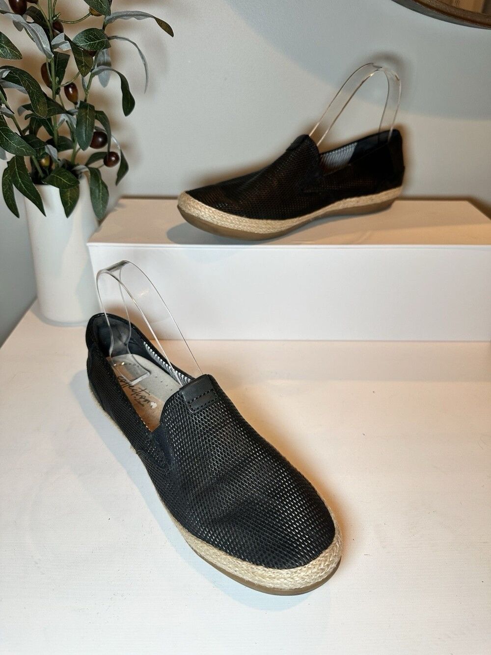 Clarks Collection Black Mesh Slip On Espadrille Comfort Flats Shoes Size 8 M